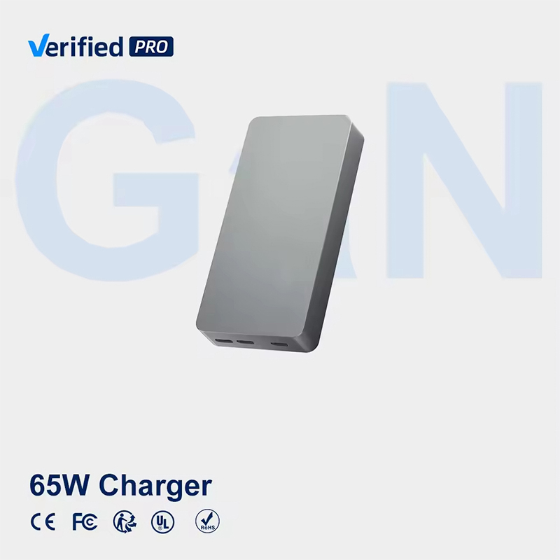 100W GaN 4-port Charger